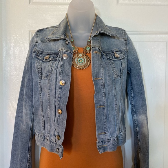 Never worn jean jacket - Picture 1 of 3